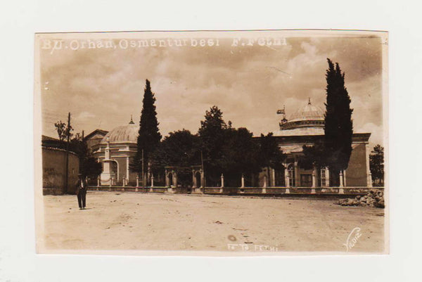 [FOTOĞRAF] 1930'lar - Orhan - Osman Türbesi, Bursa - Foto Fethi