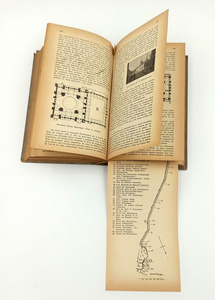 Istanbul touristique: Edition française mise a jour a fin mars 1951, 300 illustrations, plans, cartes, dessins, vues panoramiques, etc.