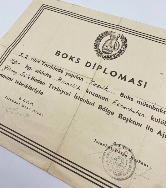 Spor Tarihi / Boks: B.T.U.M İstanbul Boks Ajanı ve İstanbul Bölge Başkanı tarafından imzalı boks diploması