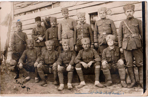 [FOTOĞRAF- KURTULUŞ SAVAŞI]  İstiklal Harbi hatırası olarak Kuvay-ı Milliyeciler ve subaylar birarada. 1338 (1922)