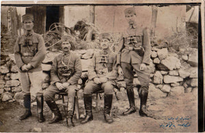 [FOTOĞRAF - KURTULUŞ SAVAŞI] İstiklal Muharebesi Fırkası 11. Alay'dan" yazılı 4 adet Kurtuluş Savaşı subayı bir arada. 1338 (1922)